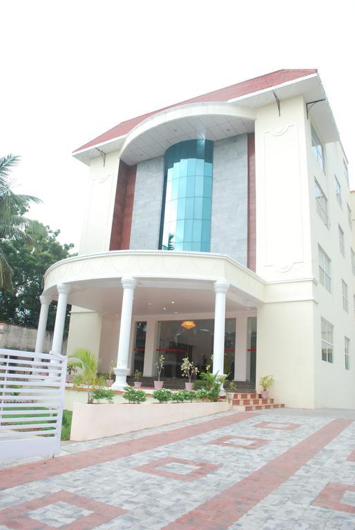 Hotel Vpn Residency Velanganni Bagian luar foto