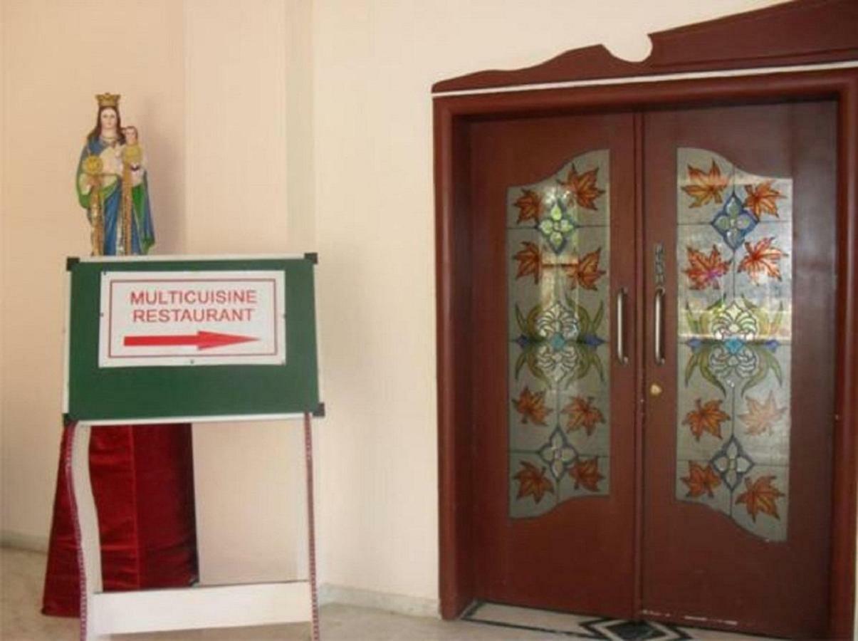 Hotel Vpn Residency Velanganni Bagian luar foto